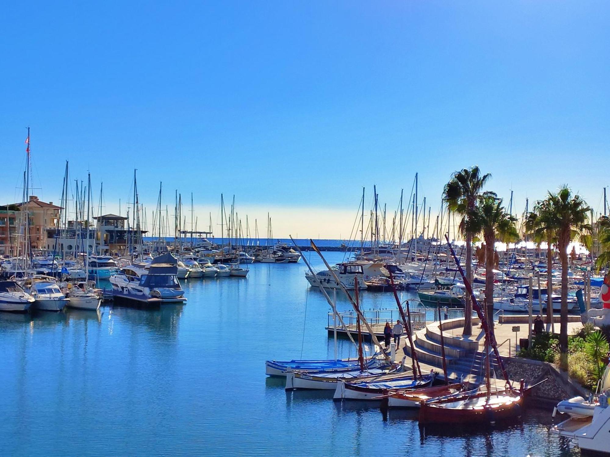 Port Frejus - Tout A Pied - Wifi - Clim Eksteriør bilde